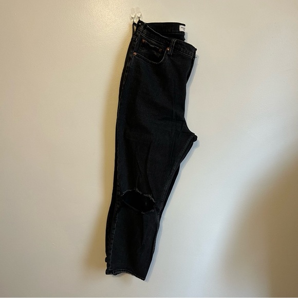 Abercrombie & Fitch • Curve Love ankle straight Jeans - Picture 3 of 7